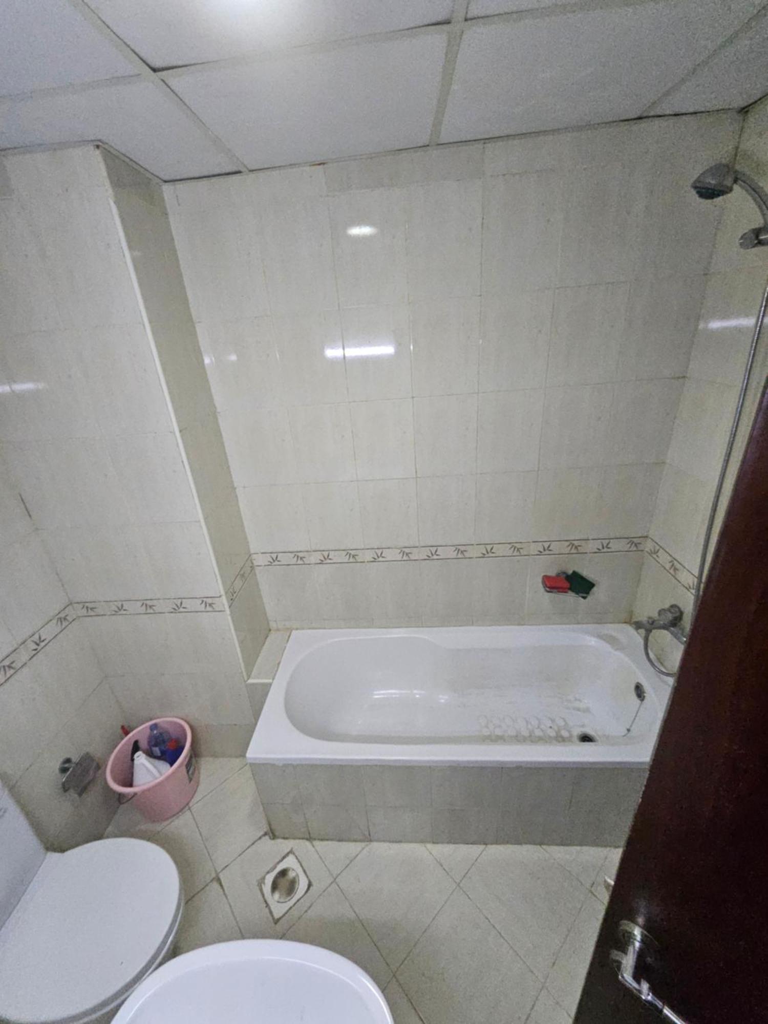 Tower 2bhk Apartment *